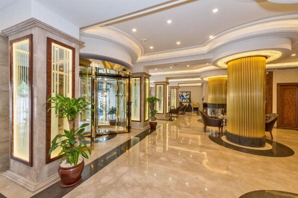 Glorious Hotel image 13